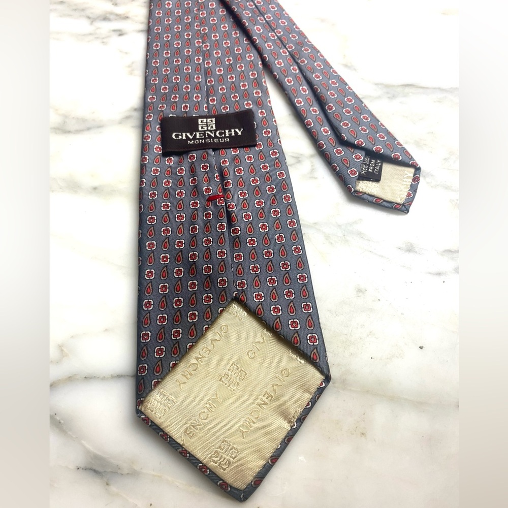 7 Vintage Silk Ties Fendi, Givenchy, Dior, Balmain, PierreCardin, Boss, Ken Cole - Picture 4 of 16